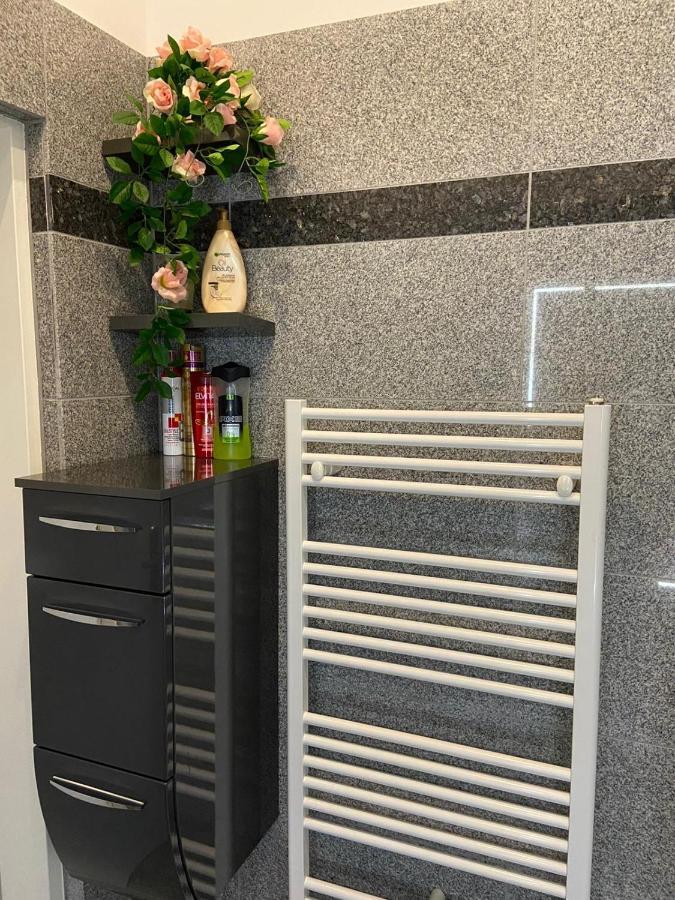 Apartament New Cozy Apartment, Location, 12 Min To Center Wiedeń